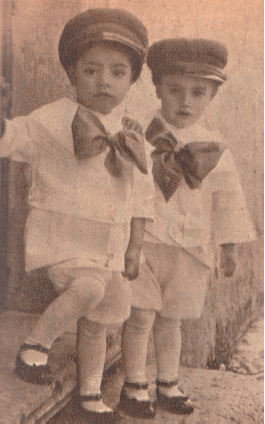Antonio y Miguel, hijos de Villa con Soledad SA?enz