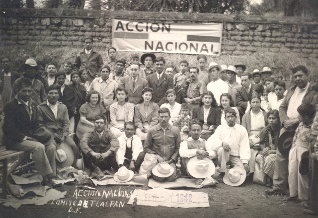 Comité en Tlalpan, 1942 (640x439)